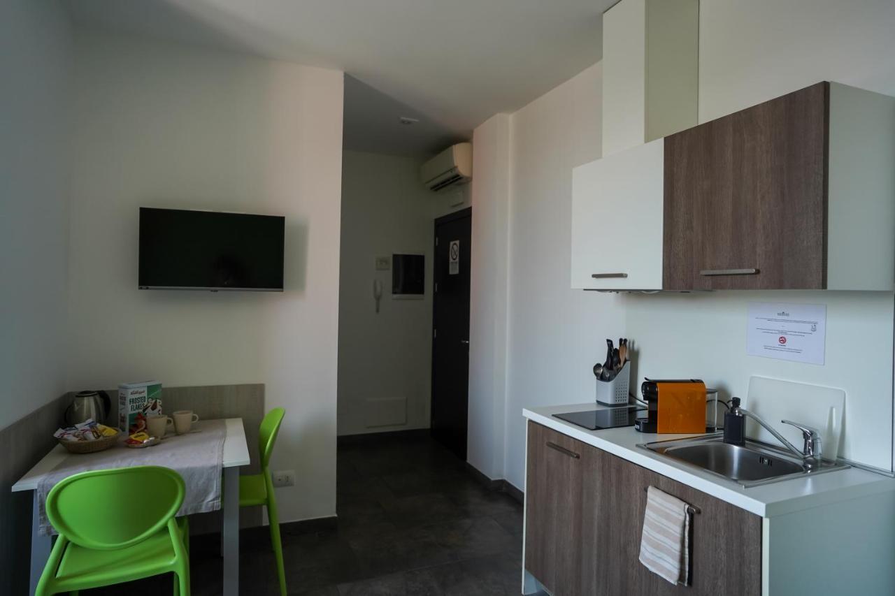 Bnbook Residence Matteotti โนวารา ภายนอก รูปภาพ